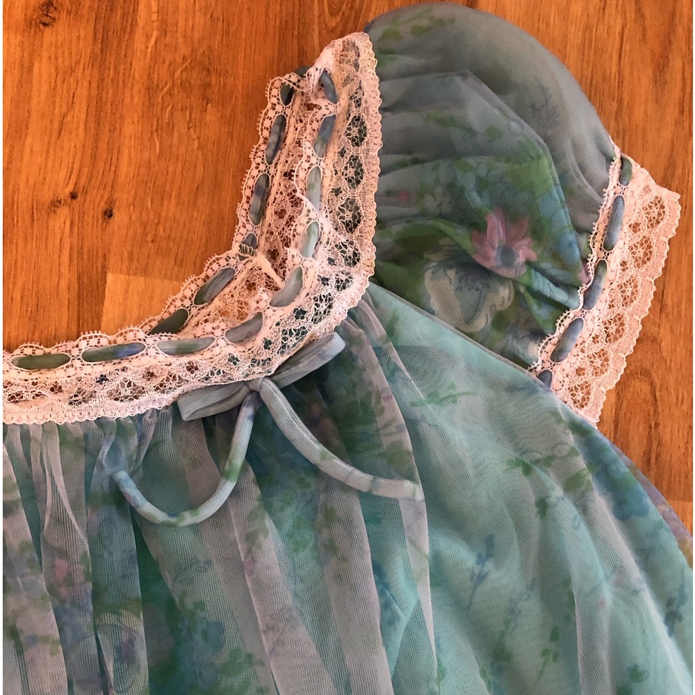 Slumber Suzy Dreamwear VTG 60s Babydoll Short Nightgown 100% Nylon Lace Lined